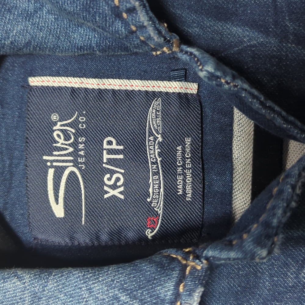 Jean jacket - Picture 2 of 4